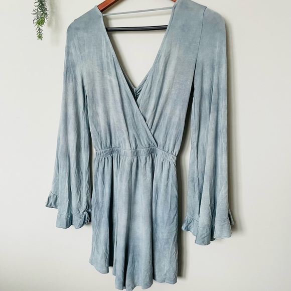American Eagle Light Blue Romper - Picture 4 of 5